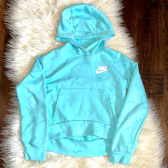 Nike Other - Trendy Nike Sweatshirt